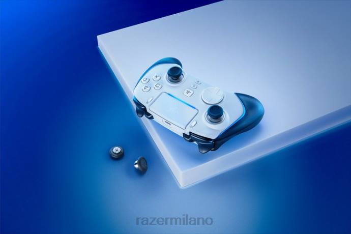 Wolverine v2 pro Razer 4NFD159 bianco consolle