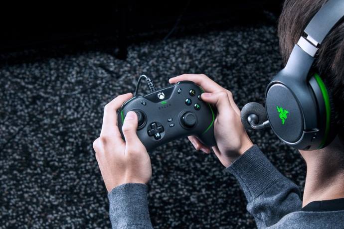 ghiottone v2 Razer 4NFD162 nero consolle