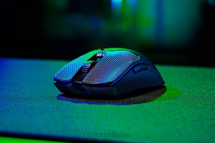 viper v2 pro Razer 4NFD50 nero topi