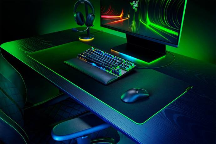 viper v2 pro Razer 4NFD50 nero topi